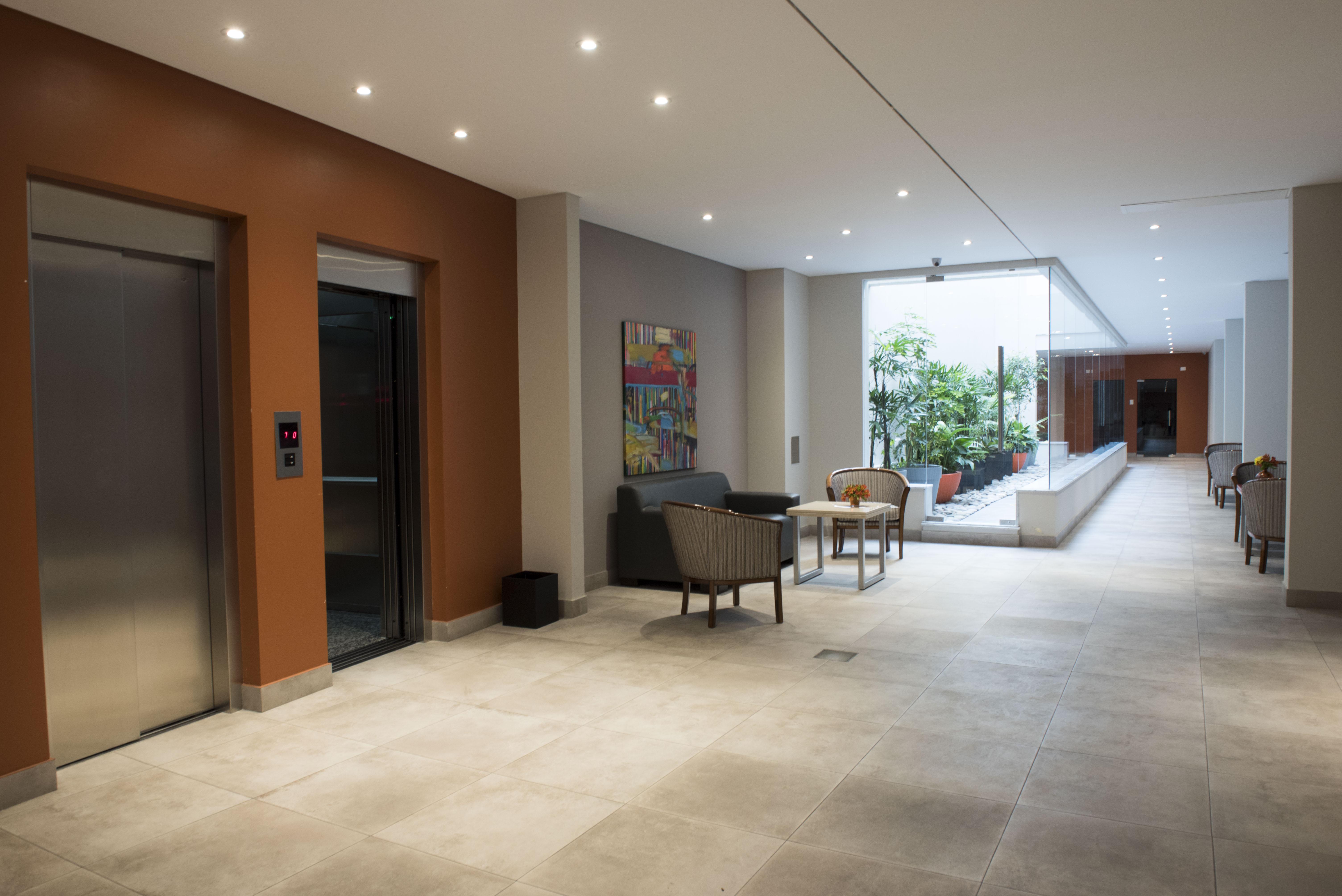 Arc Arenales Studios & Suites Buenos Aires Eksteriør billede