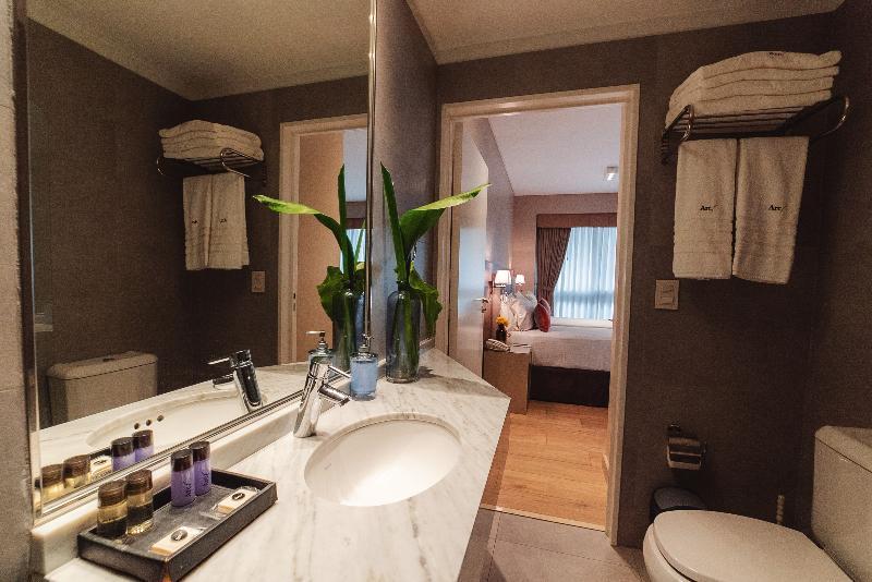 Arc Arenales Studios & Suites Buenos Aires Eksteriør billede